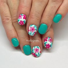 40 Colorful Summer Nails to Inspire You Hot Pink Nails With Flowers, Pink Nails With Flowers, Colorful Summer Nails, Spring Gel Nails, Practice Nails, Cnd Nail Polish, Pink Stiletto Nails, Pink Flower Nails, Nails With Flowers