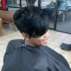 Black Haircuts, Hairstyles Simple, Hair Short Cuts, Short Weave, Stylish Short Haircuts, Cut Life