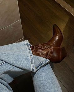 Mick Schumacher, Looks Country, Cowgirl Aesthetic, Western Aesthetic, Shoe Inspo, Boots Outfit, Cowgirl Boots