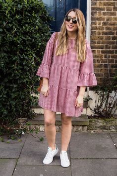 Causal Outfits For Women, Maxi Dress Outfit Fall, Red Gingham Dress, Western Dresses For Girl, Gingham Outfit, Frock Fashion, Maxi Dress Outfit, Michael Kors Satchel