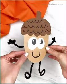 Discover the cuteness overload with this Acorn Craft for Kids, ideal as a preschool craft and kindergarten craft! Using basic materials like paper, glue, and scissors, this DIY kids project is easy to set up at home or in the classroom. It's a fantastic way to enhance fine motor skills while sparking creativity and imagination. Watch as little ones create their own charming acorns, perfect as a fall craft for kids. Acorn Template, Acorn Craft, Thanksgiving Crafts For Toddlers, Thanksgiving Crafts Preschool, Halloween Crafts Preschool, Acorn Crafts, Fun Fall Crafts, Preschool Christmas Crafts, Christmas Crafts For Kids To Make