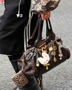 Green Clothing, Jane Birkin, Handbag Women, 가을 패션, Mode Inspiration, Handbags For Women