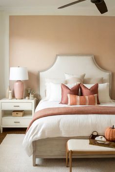 A festive neutral bedroom decorated for fall with earthy tones and subtle seasonal decor, providing a warm and inviting space. Neutral Bedroom Decor Ideas, Wood Bedroom Decor, Halloween Bedroom Decor, Home Office Closet, Fall Bedroom Decor, Neutral Bedroom Decor, Porch House Plans, Neutral Bedrooms, Home Design Software