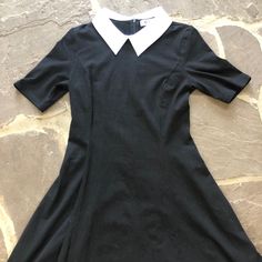 Cute Black Mini-Dress With White Contrasting Doll Collar. Euc And New Without Tags White Collar Black Dress, Casual Black Collared Mini Dress, Black Fitted Mini Dress With Doll Collar, Black Doll Collar Winter Dress, Vintage Black Dress With Doll Collar, Doll Collar, Cute Black And White, Dresses Cute, Black Mini