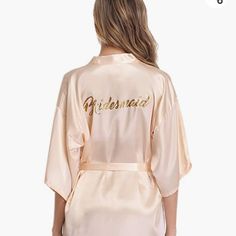 Size Medium Brand New Champagne Color With Gold Lettering Wedding Day Robes, Mini Bride, Wedding Party Robes, Bridal Party Robes, Bride Sister, Satin Kimono, Wedding Robe, Bridesmaid Party, Short Kimono