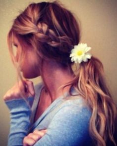 A simple plait within a ponytail, accessorised with a daisy clip. Purple Aesthetics, Girl Time, Lavender Hair, Hair Locks, Beautiful Braids, Hair Colours, Braided Hair, Pastel Hair