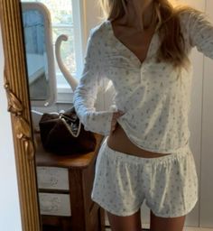 aoife molloy Cosy Outfit, Cute Sleepwear, Chill Outfits, All Love, Comfy Outfits