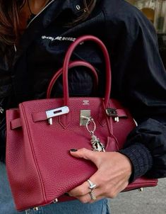 Capacious Bag, Bag Obsession, Fancy Bags, Handbag Charms, Pretty Bags, It Girl