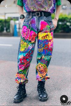 Colorful Harajuku, Graphic Jeans, Japanese Student, Paint Shirts, Dr Martens Boots