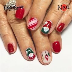 Fofosbeauty--Festive Nail Art to Wear This Christmas! Press on nails 24 Pieces set 12 different sizes. Acrylic nails art accessories design 24 pcs set full nail design fake nail tips with free nail glue sticker sheet and mini nail file. These tools can help you wear fake nails better, and the operation is easy and convenient for everyone. Get into the holiday spirit with our exclusive Christmas-themed nail wraps! Perfect for adding a touch of sparkle to your festive outfits. From classic colors to whimsical winter designs, our nail wraps make celebrating easy and stylish. In only 1 minutes, you can get the same glitter effect instead of paying half an hour for the expensive nail salon manicure. Features: Artificial Fake NailsGlossy stick on fake nails is made of high quality acrylic ABS ma Holiday Elements, Ballet Nails, Nagel Tips, Snowflake Nails, Nail Forms, Fake Nail, Nail Length, Nail Art Hacks, Christmas Nail Art