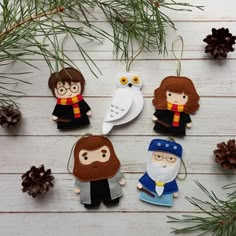 Felt Harry Potter Ornament, Harry Potter Felt Ornaments, Felt Harry Potter, Harry Potter Interior Design, Harry Potter Ornament, Felt Christmas Tree Decorations