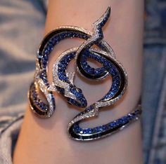 Dragon Accessories, Fancy Accessories, Gothic Bracelet, Chique Outfits, Snake Jewelry, Snake Bracelet, A Snake