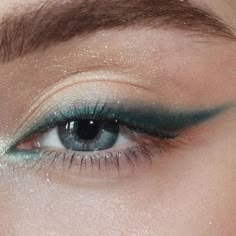 Halloween Makeup Easy Simple, Makeup Verde, Prom Eyes, Makeup Tip, Makeup Easy, Halloween Makeup Easy