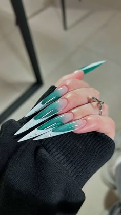 Long Long Nails, Extravagant Nails, Almond Stiletto Nails, Russian Nails, Long Nail Ideas, Beauty Nail Salon, 3d Nail Art Designs, Almond Stiletto, Nails Designer