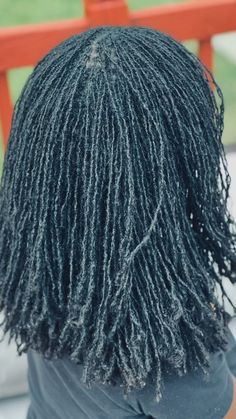 Rekyia ~ Just Call Me Ree | Who doesn’t like a fresh retie! How long does it take to retie your hair? Drop it in the comments. #sisterlocs #sisterlocstyles... | Instagram Locs Journey, Sisterlocks Styles, Loc Inspiration, Natural Hair Community, Flower Bomb, Queen Hair