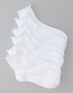 AE Ruffle Trim Boyfriend Sock 3-Pack Ruffle White Socks, White Frilly Socks Aesthetic, Cute Frilly Socks, White Ruffle Socks, White Frilly Socks, Lacy Socks, Cute Pink Outfits, Dream Christmas, Socks Aesthetic