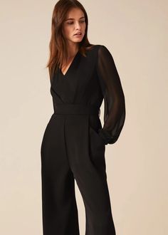 Overalls For Wedding Guest, Formal Outfits For Graduation Ceremony, Jumpsuit Outfit Formal, Formal Jumpsuits For Women Classy, Officiant Outfit, Agent Headshots, Black Overalls Outfit, Nice Jumpsuits