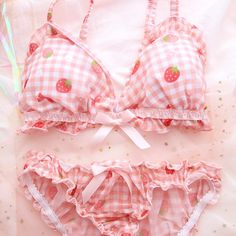 Cute Bras, Cute Lingerie, Girls Sweet, Pretty Lingerie, Kawaii Clothes, Bra And Panty Sets, Bras And Panties, Bra Set, Bra Women