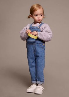 Kids Clothing Store Design, Clothing Store Design, Denim Dungarees, Clothes Reference, Toddler Girl Style, S Girl, Sewing Clothing, Mango Kids