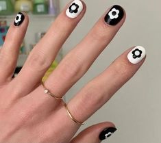 Nails Mismatched, Nails Manicures, Best Nail Designs, Black And White Nail Art, Mens Nails, Short Gel Nails, Nail Art Gel, Rainbow Nails, Diamond Nails