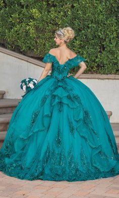 Teal green a-line quinceanera ball gown with off the shoulder straps. Teal Ball Gown, Corset Ballgown, Off Shoulder Corset, Quinceanera Themes Dresses, Ballgown Skirt, Corset Boning, Quinceanera Themes, Quince Dress, Hoop Skirt