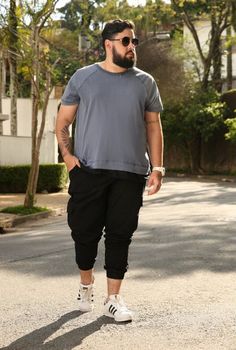 Outfits For Heavy Men, Estilo Vanessa Hudgens, Large Men Fashion, Outfits For Big Men, Clothes For Big Men