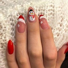 #christmasnails #holidaynails #festivenails #nailart #nailinspiration #naildesigns #christmasnailart #holidaynailart #nailsofinstagram #nailsoftheday #nailsoftheweek #nailsofchristmas #nailtrends #nailgoals #naillove Easy Nails, Nail Swag, Nailed It