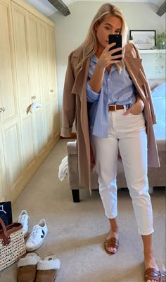 Work Attire Women, Old Money Fashion, Mode Tips, Money Fashion, Money Outfit