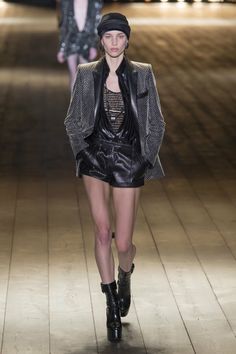 Rebecca Leigh, Silhouette Mode, Ysl Saint Laurent, Fashion Silhouette, London Fashion Weeks, Corporate Fashion, Jackets Fashion, Suits And Jackets