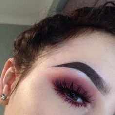 Makeup 2018, Cake Face, Colored Eyeliner, Makeup Hacks, Grunge Makeup