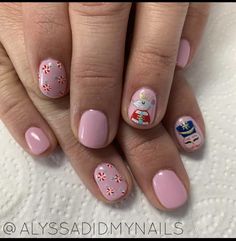 Nutcracker Inspired Nails, Nutcracker Nails Designs, Nutcracker Nail Art, Pink Christmas Nails Gingerbread, Christmas Wallpaper Nutcracker Ballet, Nutcracker Nails, Christmas Nails Pink, Pink Nutcracker, Inspired Nails