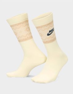 Nike Everyday Essentials Crew Socks. Cozy Up With These Nordic-Inspired Socks Made Of Soft, Stretchy Fabric That Molds To Your Feet To Help Keep You Comfortable Through Those Long Winter Nights. Ribbing Around The Ankle Helps Prevent Slippage. Breathable Fabric Helps Keep You Dry And Comfortable. 95% Polyester 5% Spandex. Machine Wash. Imported. Sizes:m: M 6-8, W 6-10l: M 8-12, W 10-13 | Nike Everyday Essentials Fair Isle Crew Socks Chino Pants Women, Wwe T Shirts, Backpack Lunch Bag, Mens Crew Socks, Boys Graphic Tee, Girls Graphic Tee, Boys Backpacks, Casual Flat Shoes, Winter Nights