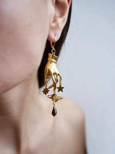 Purple Crystal Hand palm Gold long Light Magic exoteric Astrology Drop Earrings - Froppin Palm Gold, Earrings Gold Long, Cercei Din Lut Polimeric, Hand Palm, Jewelry Cleaning, Long Light, Light Magic, Professional Jewelry, Purple Crystal