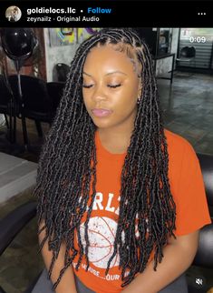 #softlocs #protectivestyles #naturalhair #naturalhairstyles #locstyles #fauxlocs Soft Loca, Soft Locs, Boho Nails, Braids Ideas, Big Box Braids Hairstyles, Faux Locs Hairstyles, African Hair Braiding Styles, Afrikaanse Mode