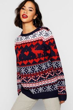 Motif Fair Isle, Xmas Jumpers, Warm Christmas, Christmas Jumper, Clothing Hacks, Sweater Making, Knitted Pullover Sweaters, Blouse Pattern, Blouse Patterns