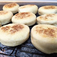 some food is cooking on a grill and ready to be cooked in the oven for consumption