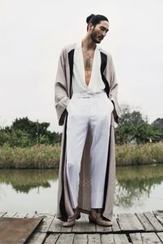 Anthony Thornburg, Tony Thornburg, Men's Seasonal Outfits, Mode Boho, Mens Fashion Inspiration, Androgynous Fashion, Moda Vintage, The Animals, Mens Street Style