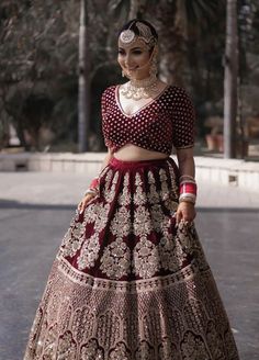 Bridal Lengha Designs Latest, Lengha Designs Latest, Lengha Designs, Lengha Design, Fairytale Bride, Wedding Lengha, Sari Lehenga, Sabyasachi Mukherjee