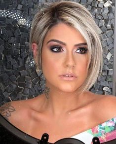 Sand Blonde Hair, Hairstyle Suggestions, Asymmetrical Haircuts, Angled Bobs, 50 Hair, Pixie Haircut For Thick Hair, Edgy Short Hair, Bob Hair