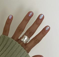 Clear Nail With Chrome, Short Nails With Tip Color, Nails Ideas Gel Short, Nail Designs For Very Short Nails, Clear Shimmer Nails, Jelly Dip Nails, Glazed Nails Short, Short Gel Nails Chrome, Metallic Short Nails