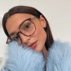 Oversized Glasses Frames Woman, Square Glasses Women, Oversized Glasses Frames, 70s Glasses, Glasses Inspo, Jimmy Fairly, Woman Glasses