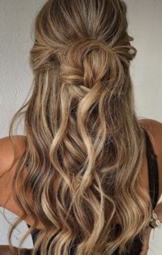 Gorgeous Wedding Hairstyles, Wedding Readings, Graduation Hairstyles