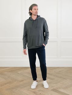 Our irresistibly soft Men’s Bamboo Joggers have all the coziness of pajamas woven into a stylish silhouette you can wear just about anywhere. Made with viscose from bamboo and a zippered back pocket, these men's bamboo sweatpants will be your softest all-season staple wardrobe whether you’re staying in or stepping out. Soft Joggers, Best Pajamas, Bamboo Pajamas, Perfect Pant, Soft Clothes, Fabric Accessories, Mens Joggers, Mens Skin Care, Tall Guys