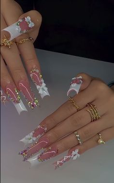 nails idea Long Nails Inspo 2024, Acrylic Nails Coffin Ideas, Fancy Acrylic Nails, Mixed Nails, Nail Cam, Matching Nails, Girly Tingz, Sassy Nails, Girly Acrylic Nails