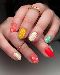 Design Summer Nails, Ivory Nails, August Nails, Matte Top Coat, Flashing Lights, Cute Gel Nails, Short Acrylic Nails Designs, Get Nails