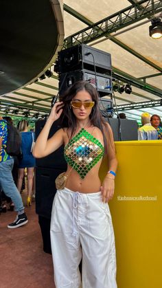 Europe Concert Outfit, Streetwear Fashion Festival, Masc Coachella Outfit, Reggeaton Festival Outfit, Knitted Festival Outfit, Festival Outfits Asian, Breakaway Music Festival Outfits, Ferxxo Outfits Mujer, Fun Festival Outfits