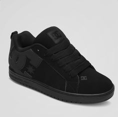 Black Dc Shoes, Dc Court Graffik, Black Skate Shoes, Dc Skate Shoes, Dc Skate, Dc Shoes Men, Casual Outfit Inspiration