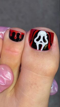 GHOSTFACE toenail art?! 🔪🩸🦶🏻#shorts #nailart #naildesign #pedicure #nails #nailartist #nailsart Black Halloween Pedicure, Toe Nail Designs For Halloween, Witchy Pedicure, Nail Art Pedicure Toenails, Spooky Toe Nail Designs, Pedicure Ideas Halloween, Halloween Acrylic Toes, Goth Toe Nails, Toe Nail Designs Halloween