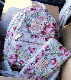 Elevated Outfits, Girly Backpacks, Cute Mini Backpacks, Disney Purse, Disney Bag, Stylish Backpacks, Cute Backpacks