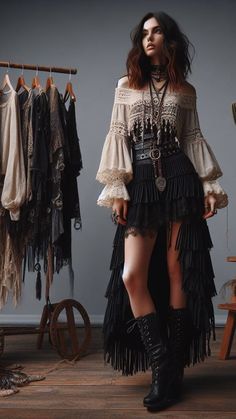 Neo Bohemian Fashion, Fancy Boho Outfits, Unique Aesthetic Outfits, Black Bohemian Outfits, Boho Fashion Aesthetic, Unique Outfits Creative Fashion, Goth Hippie Outfits